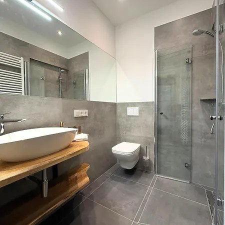 Apartment Schlossblick Iii - Zeit Zum Träumen In Exklusiver Zirbennest, Parkplatz, Smart-tv, Wlan Wernigerode