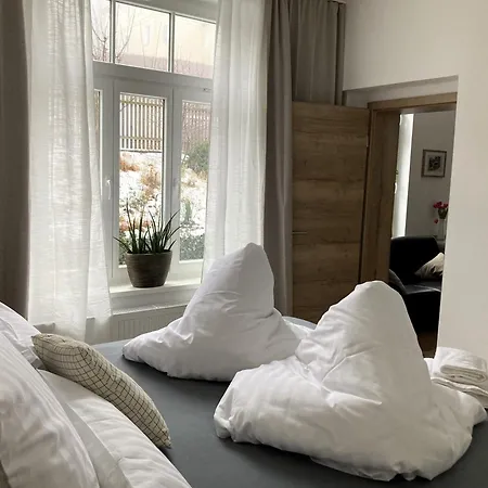 Schlossblick Iii - Zeit Zum Traeumen In Exklusiver 