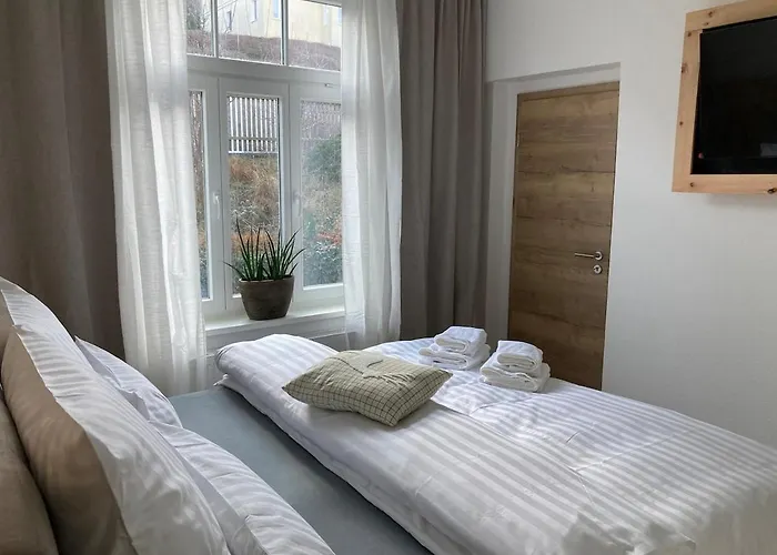 Schlossblick Iii - Zeit Zum Traeumen In Exklusiver 